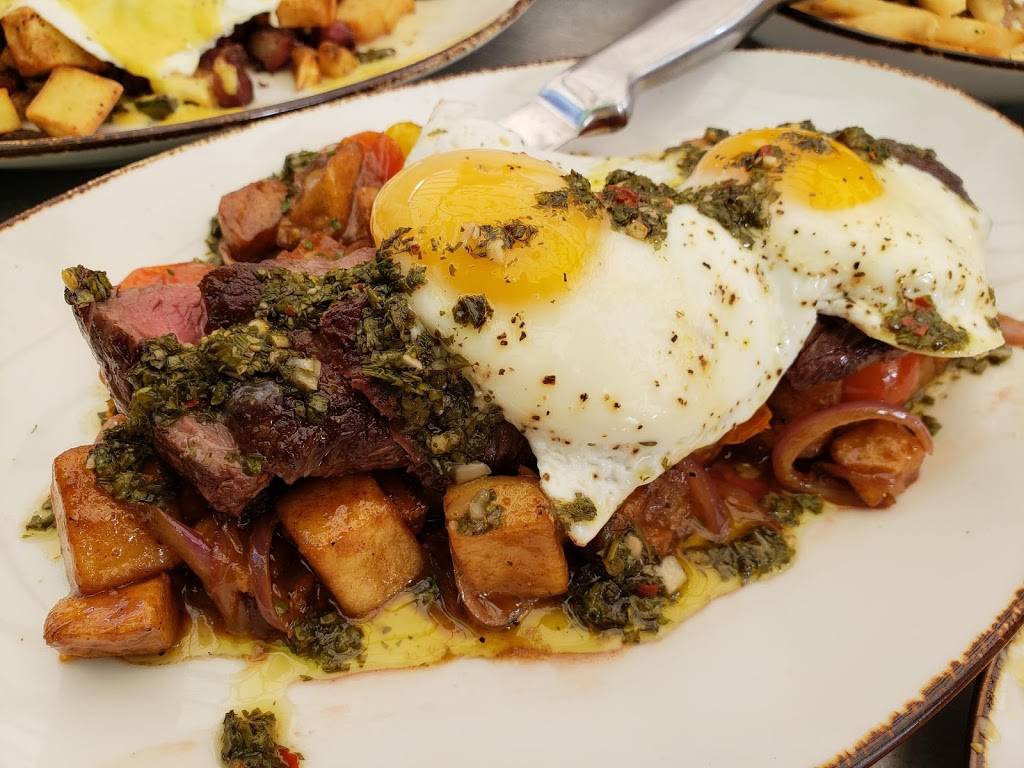 Pour Company | restaurant | 136 W Wilshire Ave, Fullerton, CA 92832, USA | 7145257468 OR +1 714-525-7468