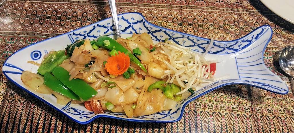 Reign of Thai | restaurant | 12032 N Cave Creek Rd, Phoenix, AZ 85020, USA | 6023289000 OR +1 602-328-9000