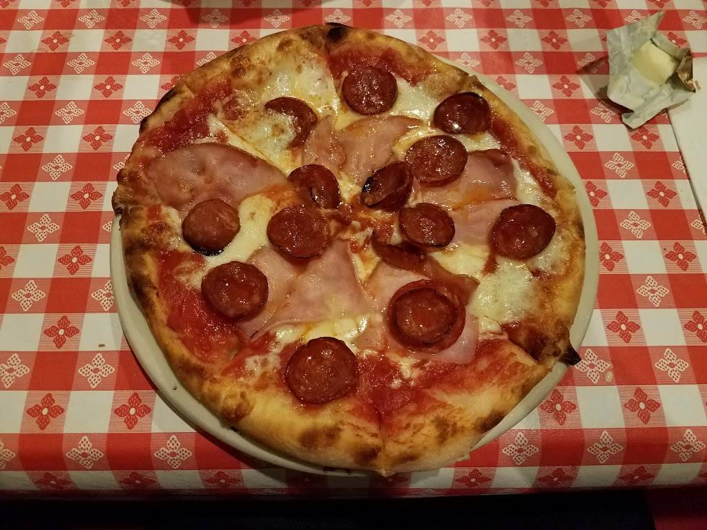 Vinces Italian Restaurant & Pizzeria | restaurant | 2815 NE Sunset Blvd, Renton, WA 98056, USA | 4252268180 OR +1 425-226-8180