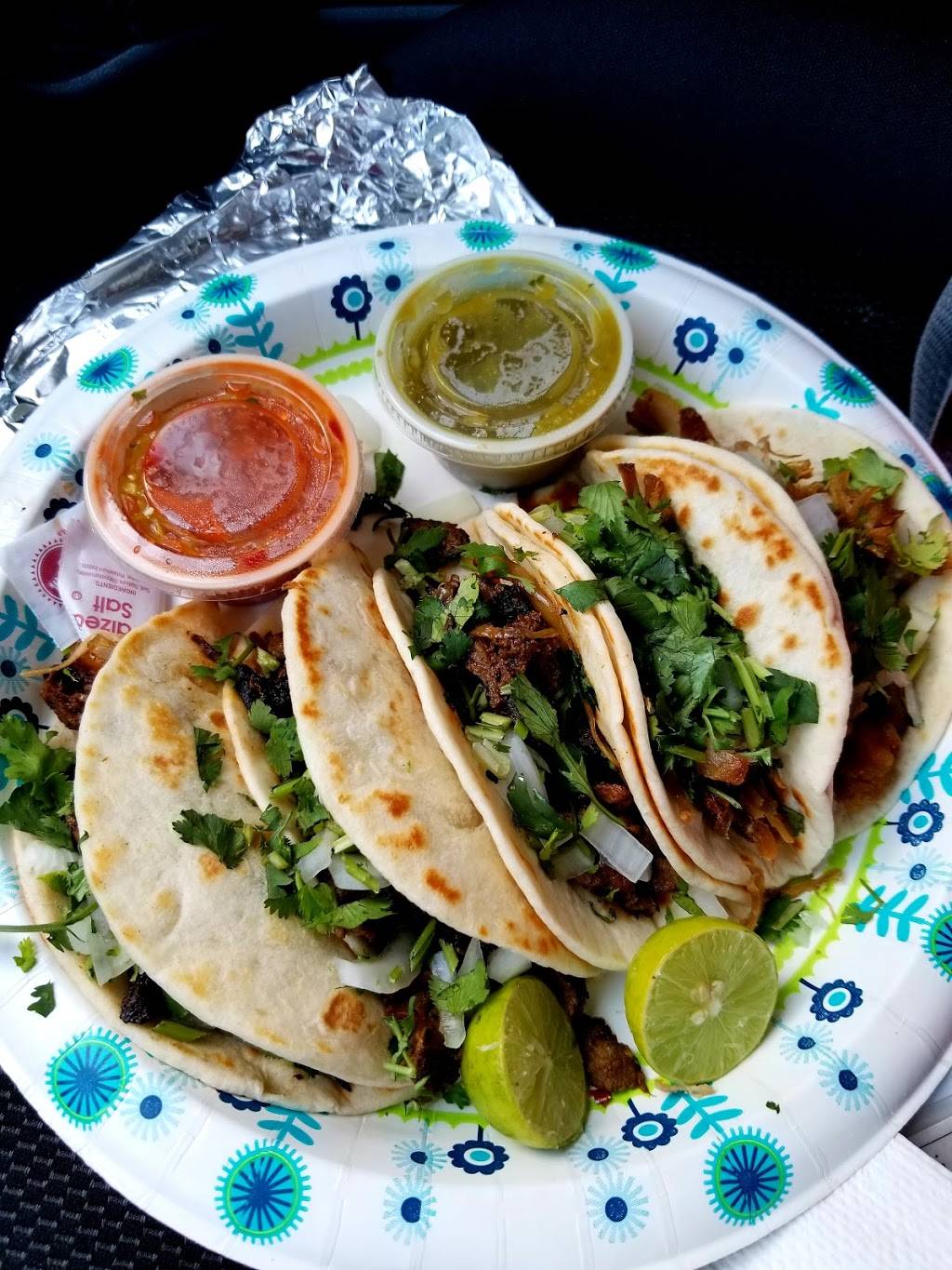 Taco Veloz | restaurant | 302 S Frazier St, Conroe, TX 77301, USA | 9367181306 OR +1 936-718-1306