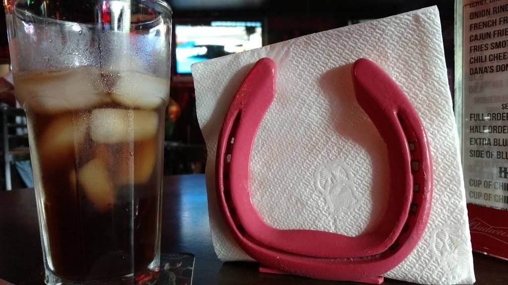 Danas Crossroads bar and grille | restaurant | 25 W Dr Martin Luther King Jr Blvd, Brooksville, FL 34601, USA | 3527972709 OR +1 352-797-2709