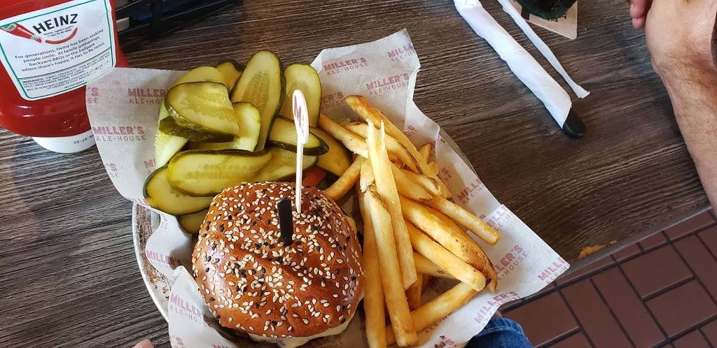 Millers Ale House - Ft. Myers Estero | restaurant | 10065 Gulf Center Dr, Fort Myers, FL 33913, USA | 2394619334 OR +1 239-461-9334