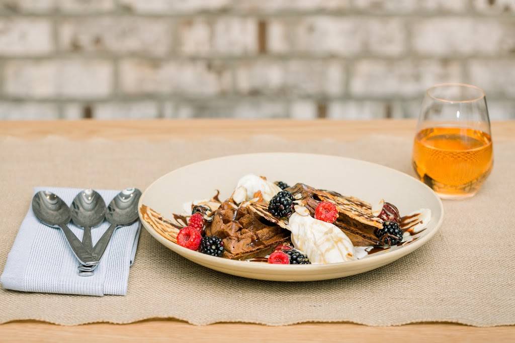 Hearth and Hill | restaurant | 1153 Center Dr, Park City, UT 84098, USA | 4352008840 OR +1 435-200-8840