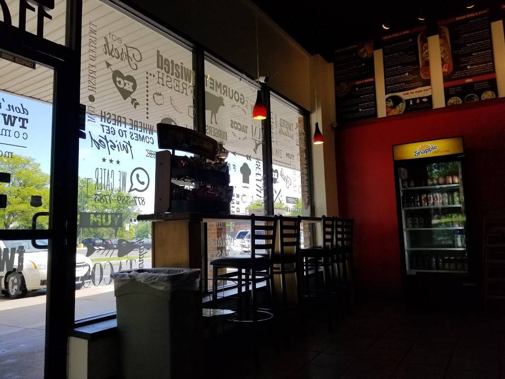 Twisted Fresh | restaurant | 11737 College Blvd, Overland Park, KS 66210, USA | 9133874811 OR +1 913-387-4811