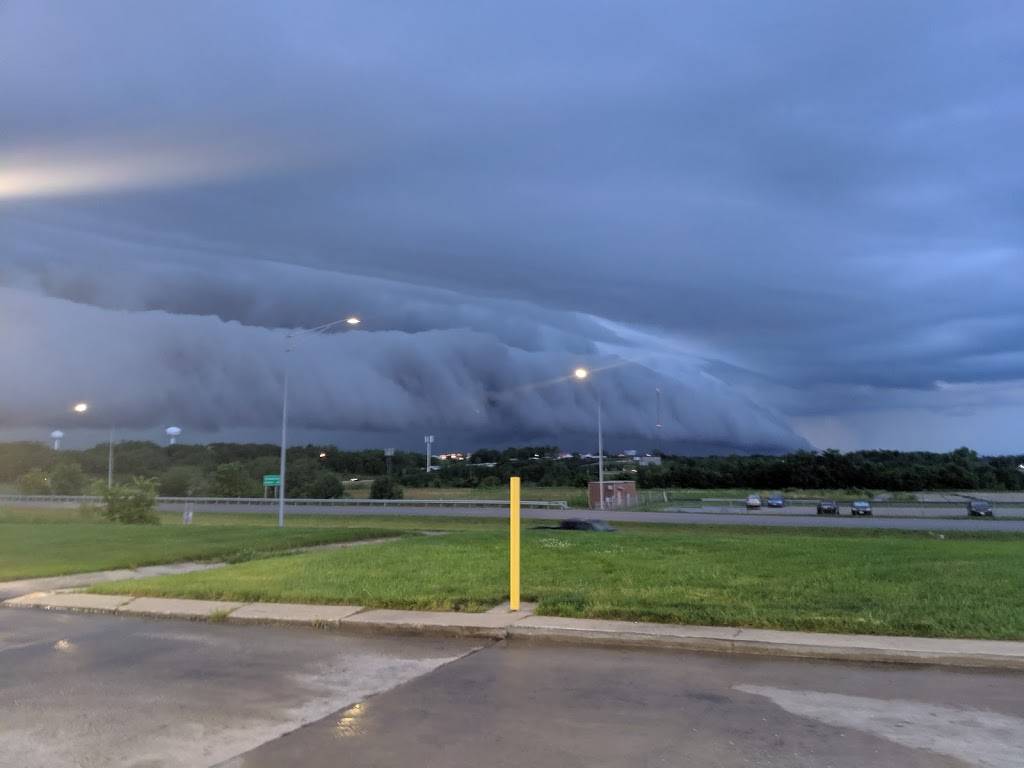 Godfathers Pizza Express | restaurant | 1518 Bob F Griffin Rd, Cameron, MO 64429, USA | 8166323415 OR +1 816-632-3415