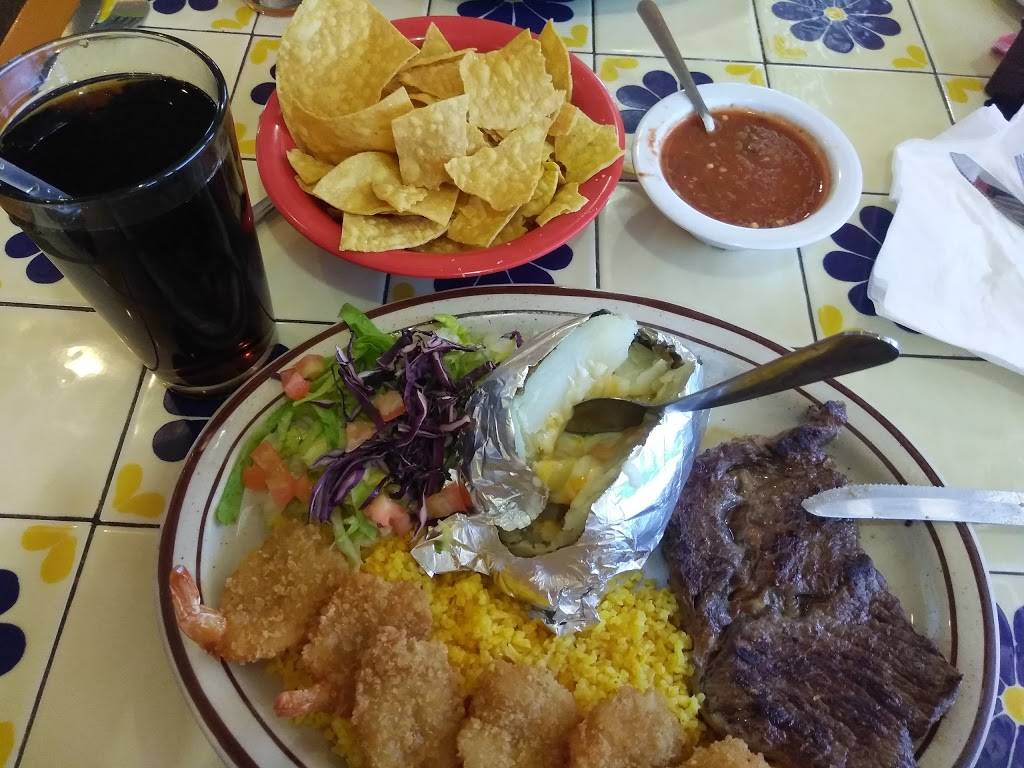 Ay Caramba Restaurant | restaurant | 8001 N Mesa St, El Paso, TX 79932, USA | 9155815565 OR +1 915-581-5565
