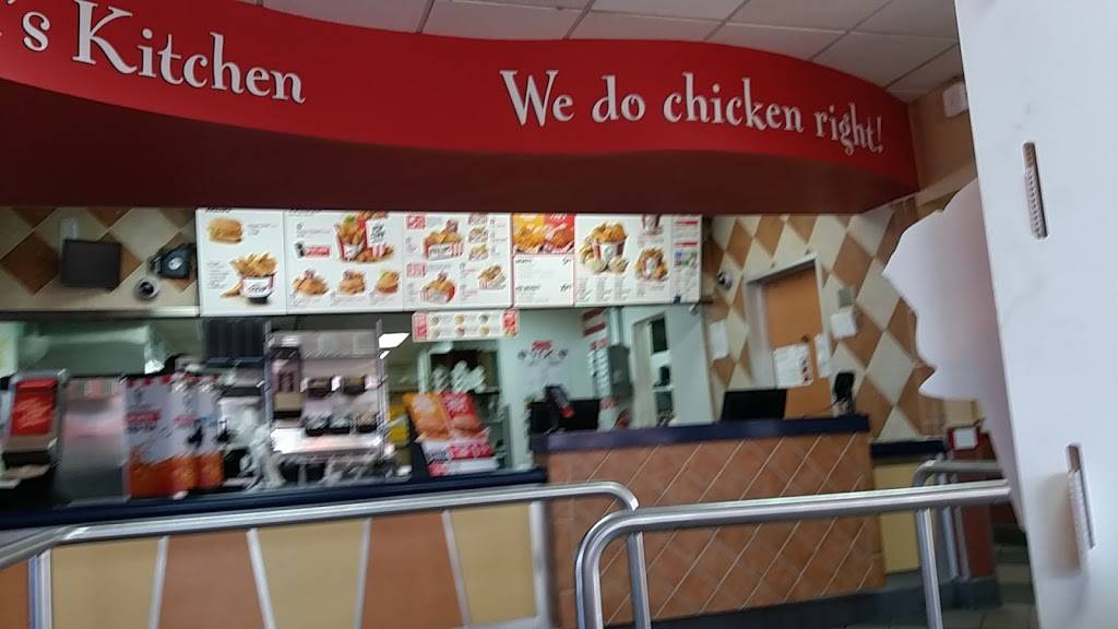 KFC | restaurant | 3601 Gateway Blvd W, El Paso, TX 79903, USA | 9157608232 OR +1 915-760-8232