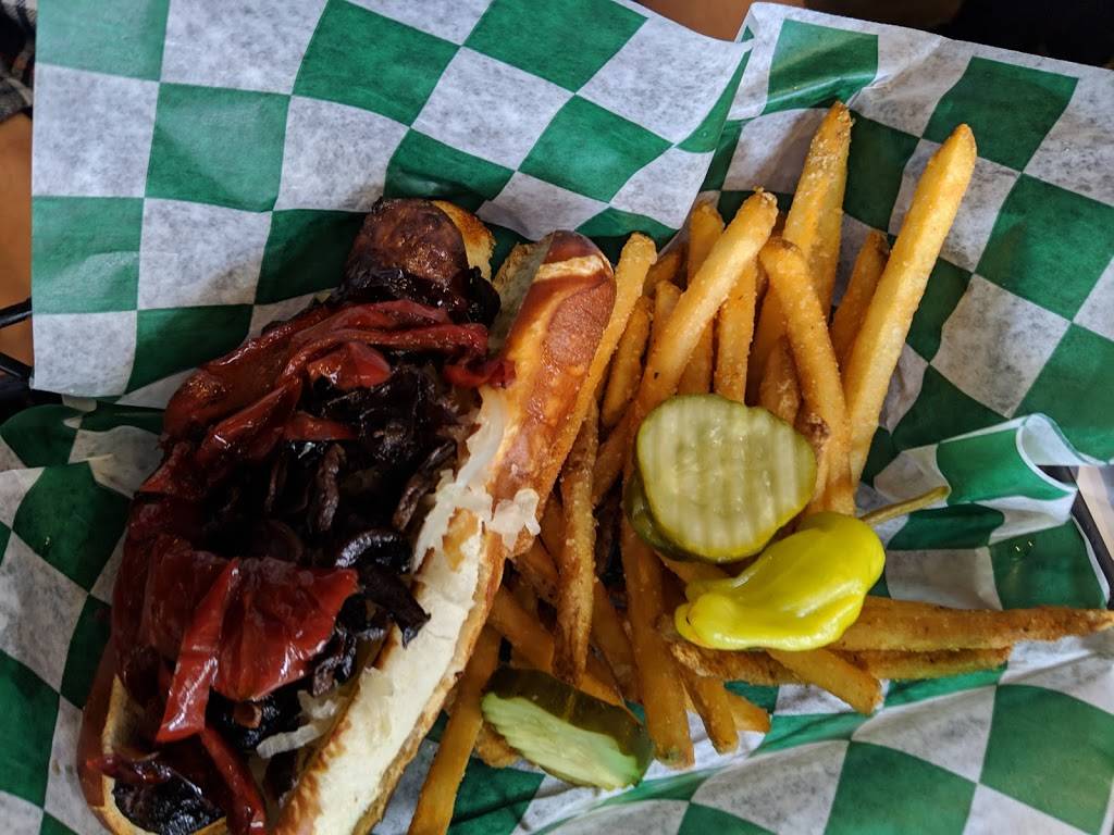 Milwaukee Brat House | restaurant | 4022 N Oakland Ave, Shorewood, WI 53211, USA | 4145395826 OR +1 414-539-5826