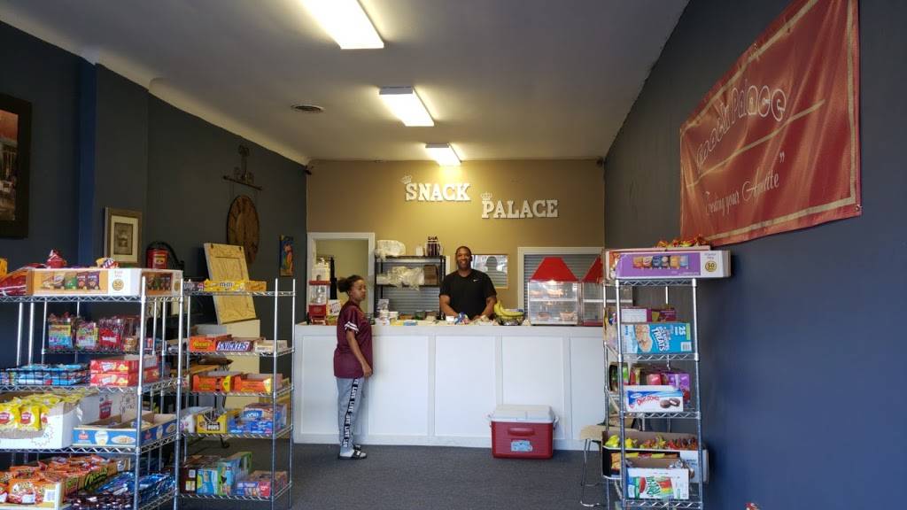 Snack Palace | restaurant | Hamtramck, MI 48212, USA | 3134695994 OR +1 313-469-5994