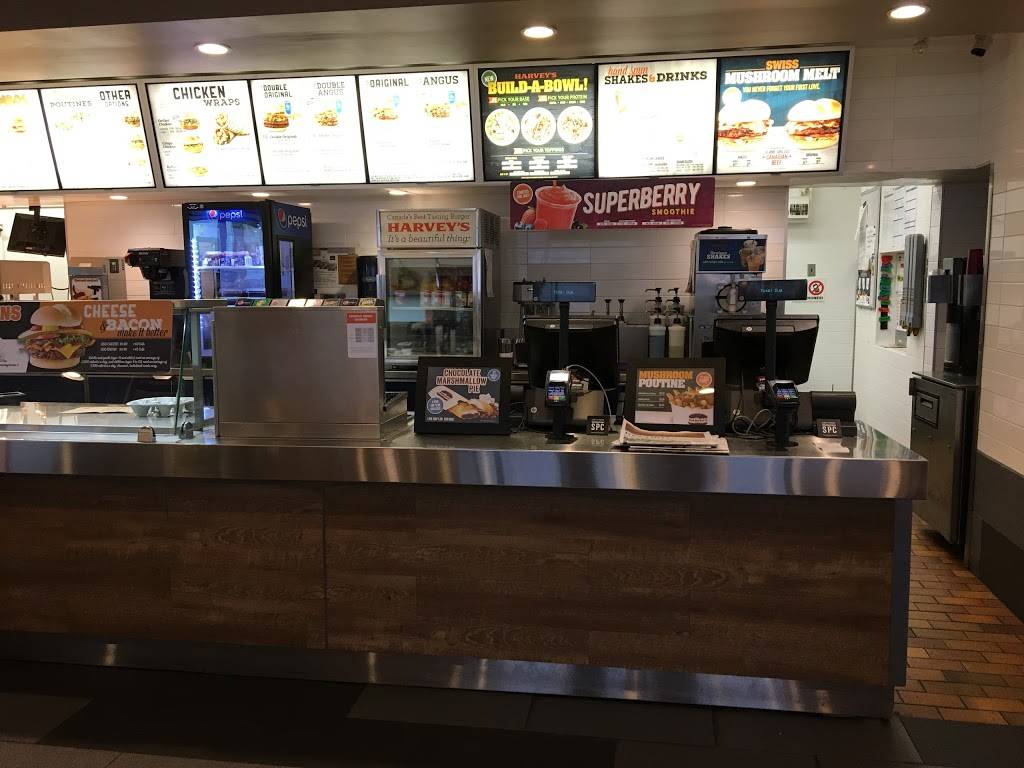 Harveys | restaurant | 1157 Victoria St N, Kitchener, ON N2B 3C8, Canada | 5195842880 OR +1 519-584-2880
