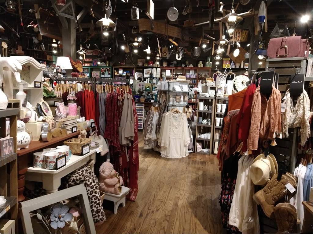 Cracker Barrel Old Country Store | restaurant | 2115 S Church St, Murfreesboro, TN 37130, USA | 6158679067 OR +1 615-867-9067