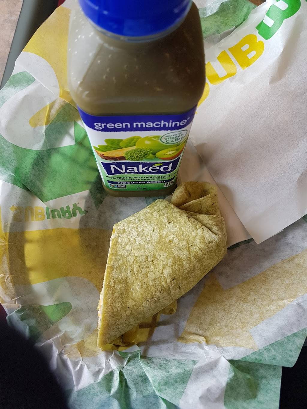 Subway | restaurant | 2652 Boulevard Daniel-Johnson, Laval, QC H7T 2K1, Canada | 4506816582 OR +1 450-681-6582