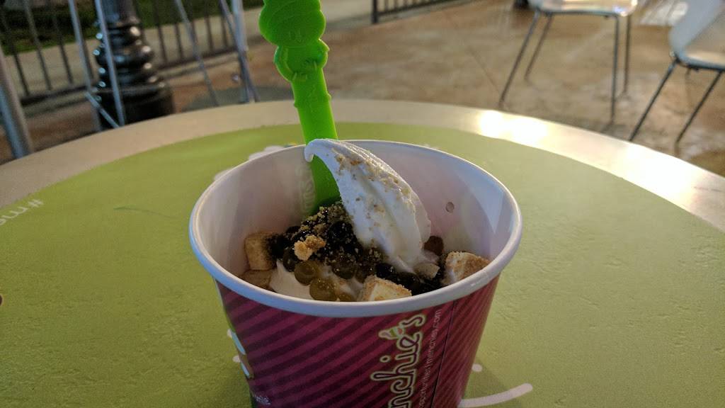 Menchies Frozen Yogurt | bakery | 17840 Chatsworth St, Granada Hills, CA 91344, USA | 8183687700 OR +1 818-368-7700