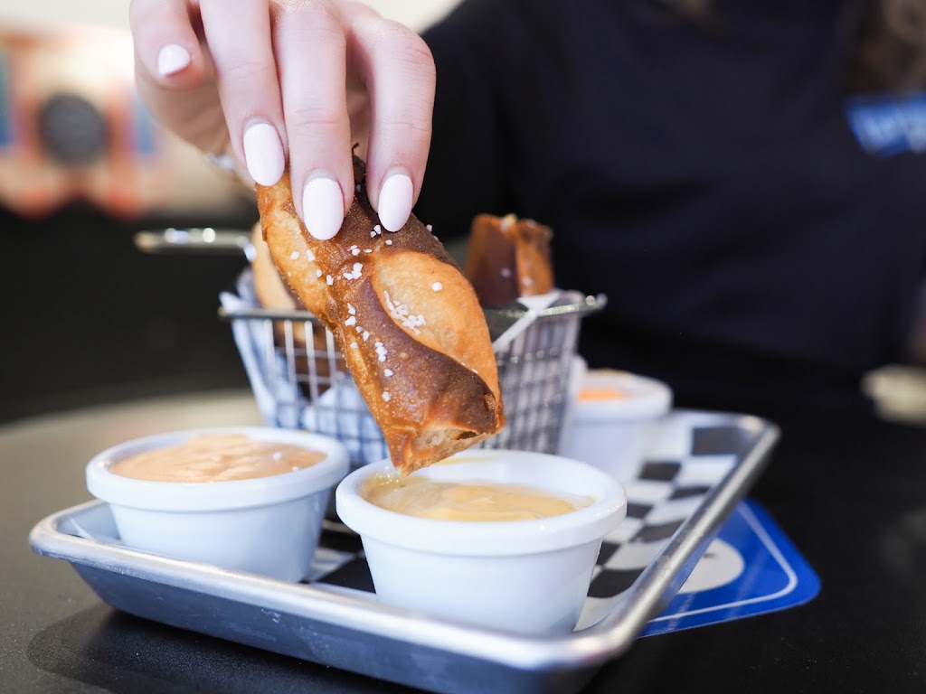 Michael Waltrip Taproom | restaurant | 7731 Gateway Ln NW, Concord, NC 28027, USA | 7049100280 OR +1 704-910-0280