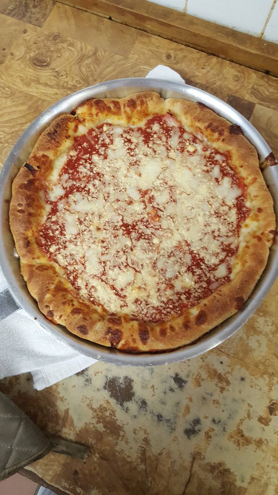 Two Guys Pizza & Grille | restaurant | 21-16, 3120, Morlot Ave, Fair Lawn, NJ 07410, USA | 2017941001 OR +1 201-794-1001