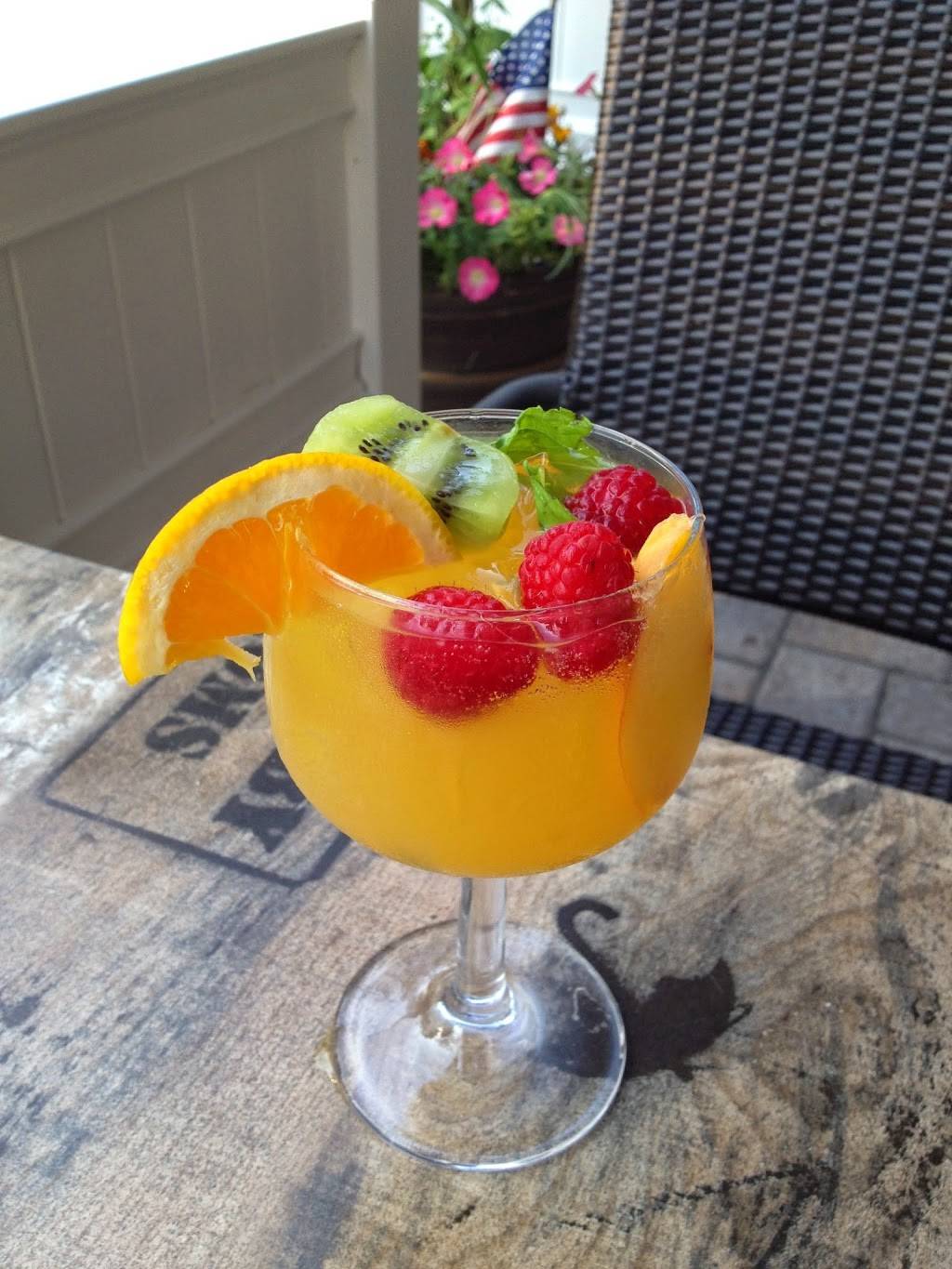 Fratellos Italian Restaurant & Lounge | restaurant | 810 The Plaza, Sea Girt, NJ 08750, USA | 7329748833 OR +1 732-974-8833