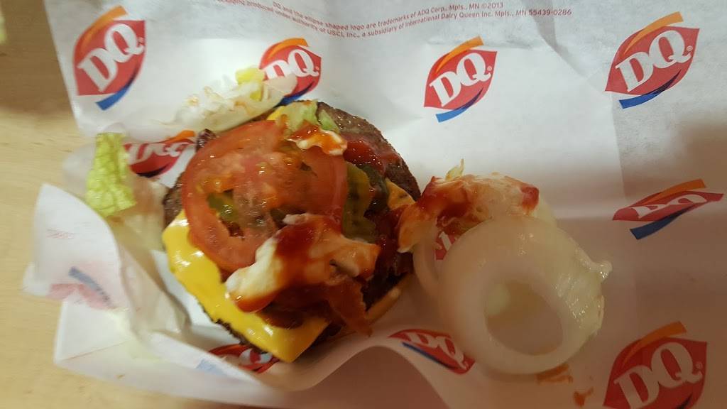 Dairy Queen Grill & Chill | restaurant | 1550 Vandalia Rd, Hillsboro, IL 62049, USA | 2175325225 OR +1 217-532-5225