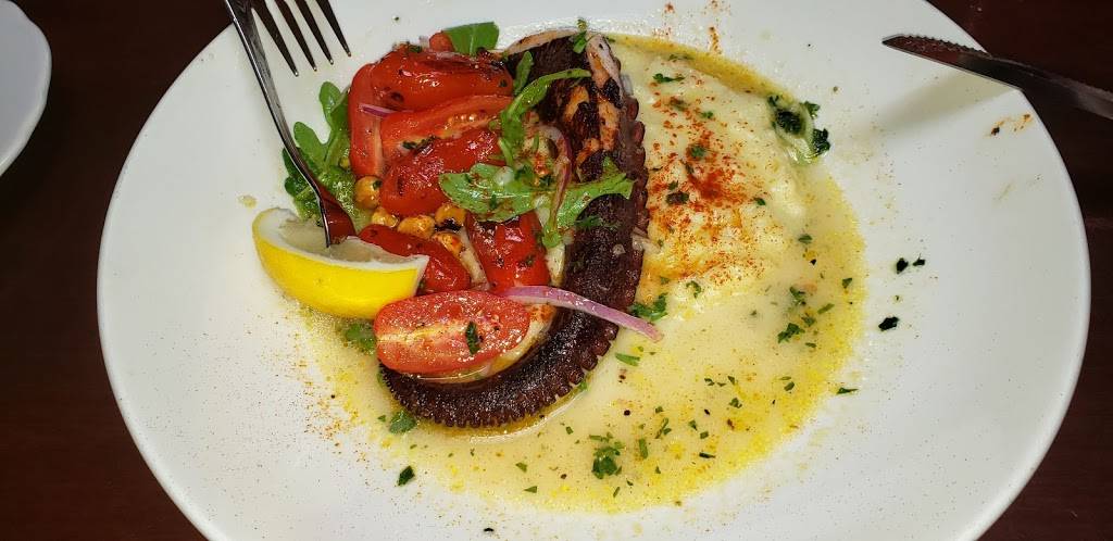 Pappadeaux Seafood Kitchen | restaurant | 921 Pasquinelli Dr, Westmont, IL 60559, USA | 6304559846 OR +1 630-455-9846