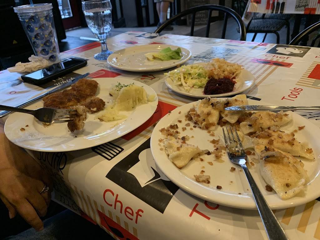 Polindaz Place | restaurant | 5448 Victoria Ave, Niagara Falls, ON L2G 3L2, Canada | 9053804026 OR +1 905-380-4026