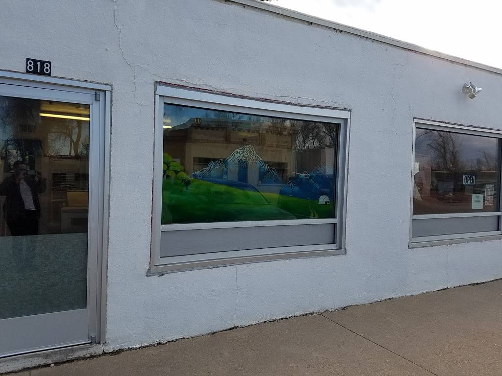 Schwartzs Krautburger Kitchen | restaurant | 820 39th St, Evans, CO 80620, USA | 9703300509 OR +1 970-330-0509