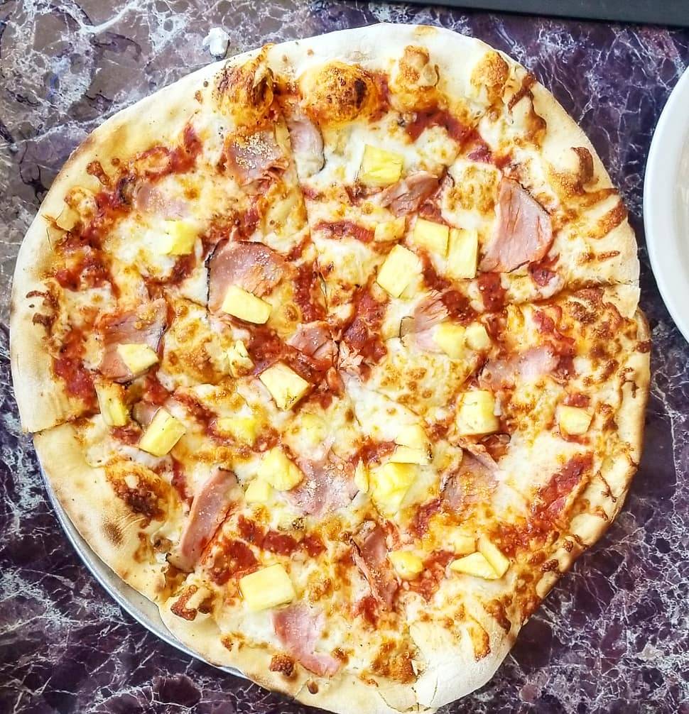 Arturos Wood Fired Pizza Gallery | meal takeaway | 221 Main St, Sulphur Springs, TX 75482, USA | 9039511444 OR +1 903-951-1444