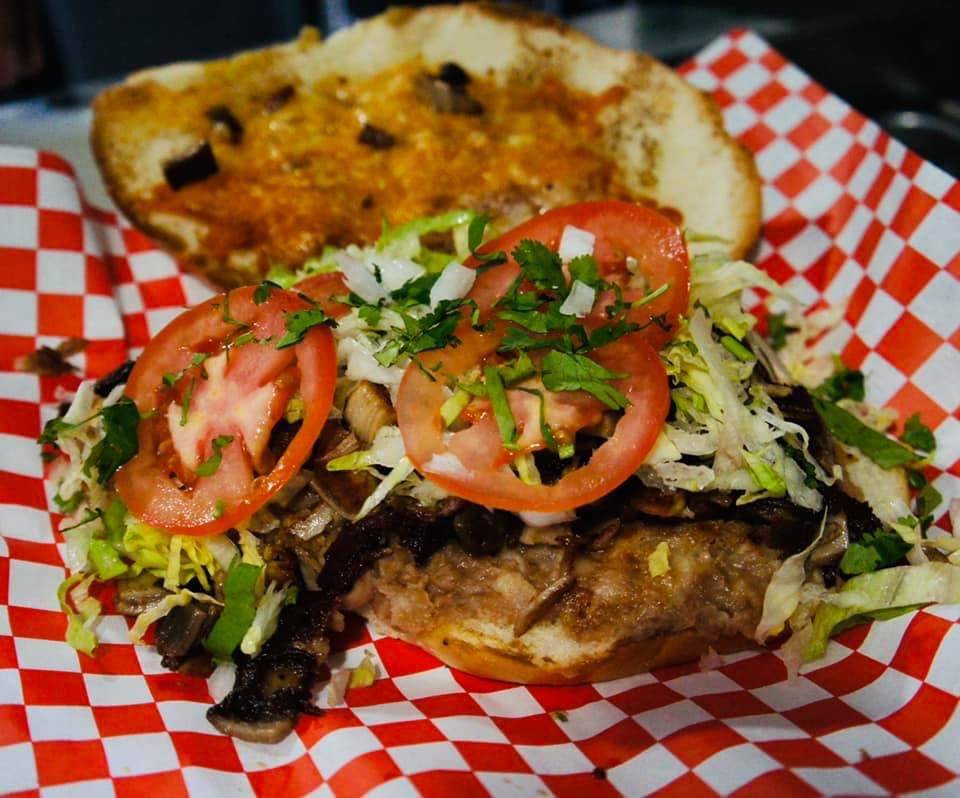 Super Taco Food Truck | restaurant | 2023 NE 28th St, Fort Worth, TX 76106, USA | 8178459587 OR +1 817-845-9587