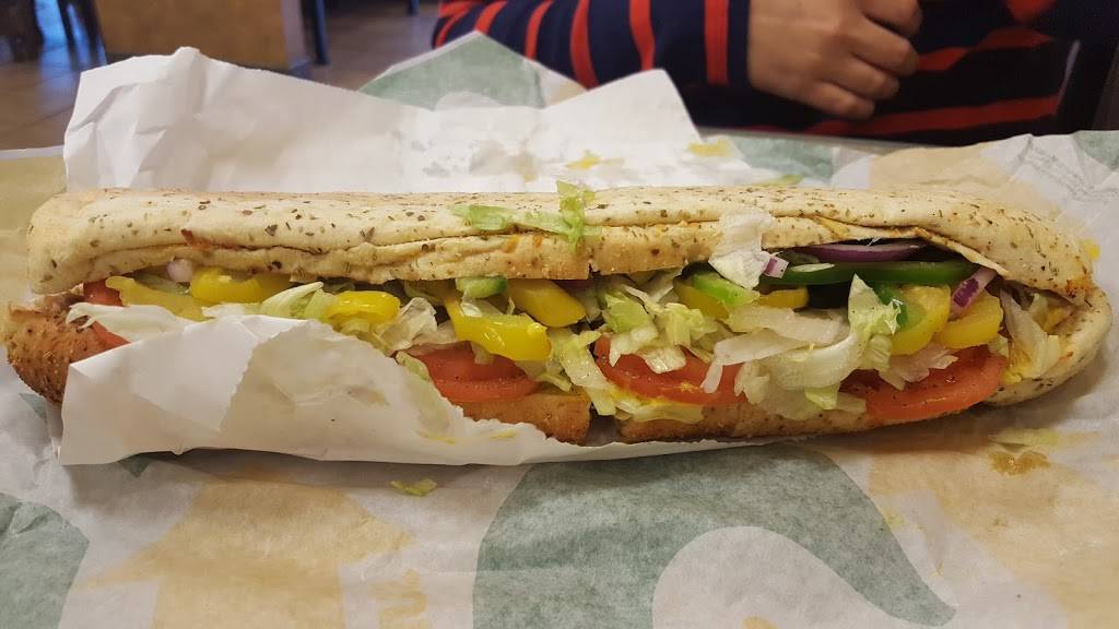 Subway | restaurant | 12035 GA-92, Woodstock, GA 30188, USA | 6784946756 OR +1 678-494-6756