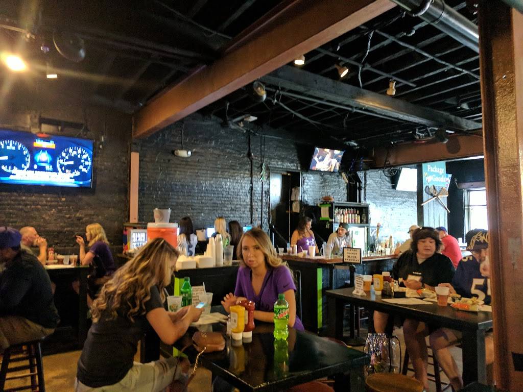 Pickles Pub | restaurant | 520 Washington Blvd, Baltimore, MD 21230, USA | 4107521784 OR +1 410-752-1784