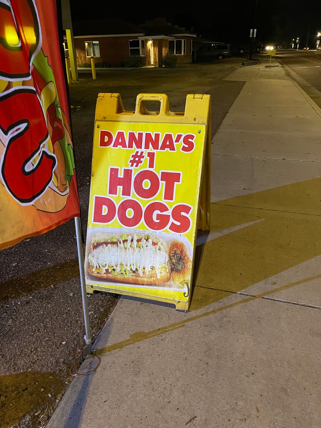 dannas hotdogs 2 | meal takeaway | 5438 N 59th Ave, Glendale, AZ 85301, USA | 6235217814 OR +1 623-521-7814