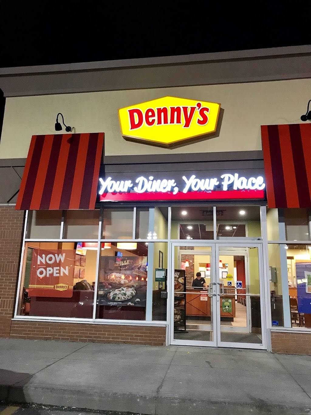 Dennys | restaurant | 25 Woodstream Blvd, Woodbridge, ON L4L 7Y8, Canada | 9056058168 OR +1 905-605-8168