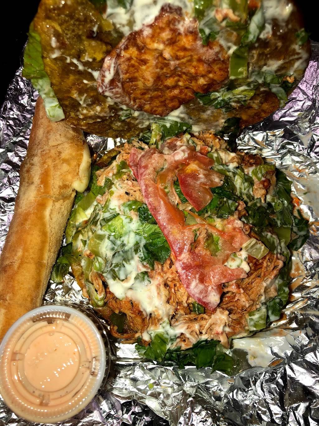 Tu Cachapa inc | restaurant | 4195 Broadway, New York, NY 10033, USA | 2125687575 OR +1 212-568-7575