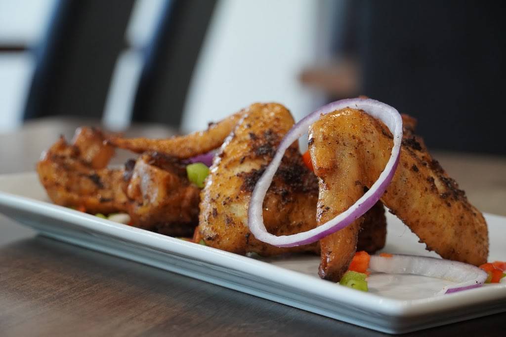 Fusion Vibes Kitchen + Bar | restaurant | 100 S Central Expy Suite 50, Richardson, TX 75080, USA | 9725433888 OR +1 972-543-3888