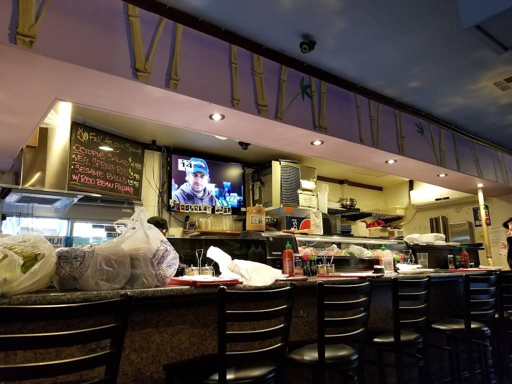 The Original Momiji Sushi Restaurant | restaurant | 4590 Silverton Rd NE, Salem, OR 97305, USA | 5033638613 OR +1 503-363-8613