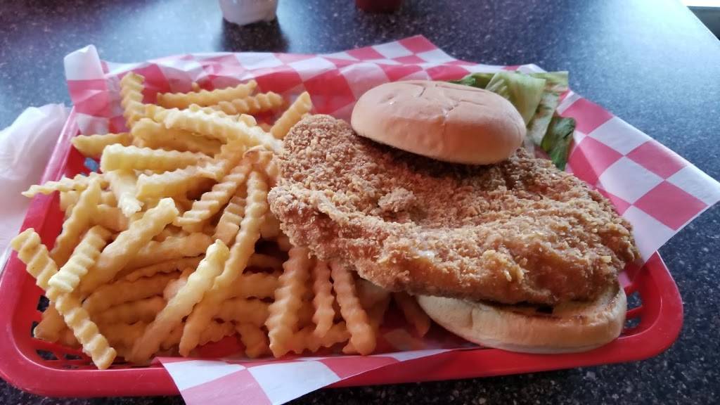 Bobbers Grill | restaurant | 1850 Scales Bend Rd NE, North Liberty, IA 52317, USA | 3196653474 OR +1 319-665-3474