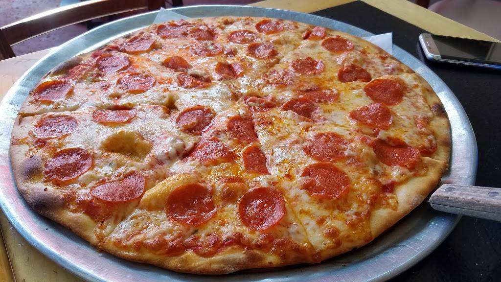 Harbor Delicatessen | cafe | 34667 Golden Lantern, Dana Point, CA 92629, USA | 9494960424 OR +1 949-496-0424