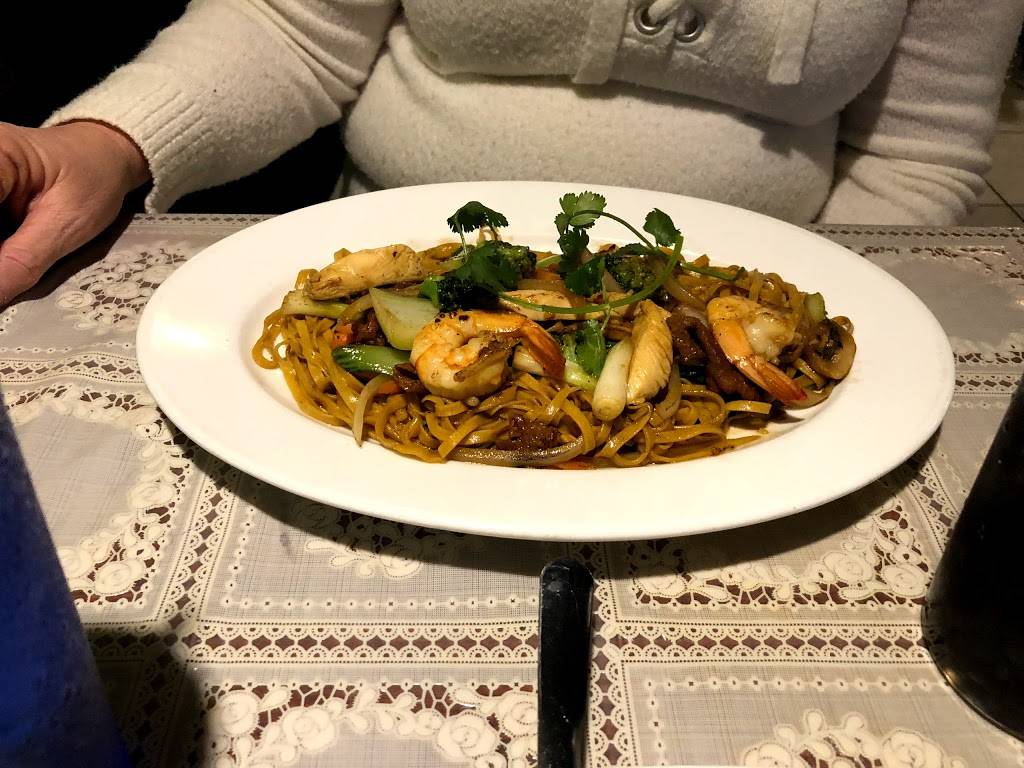 Viets Cuisine | restaurant | 2828 GA-54, Peachtree City, GA 30269, USA | 7704872494 OR +1 770-487-2494