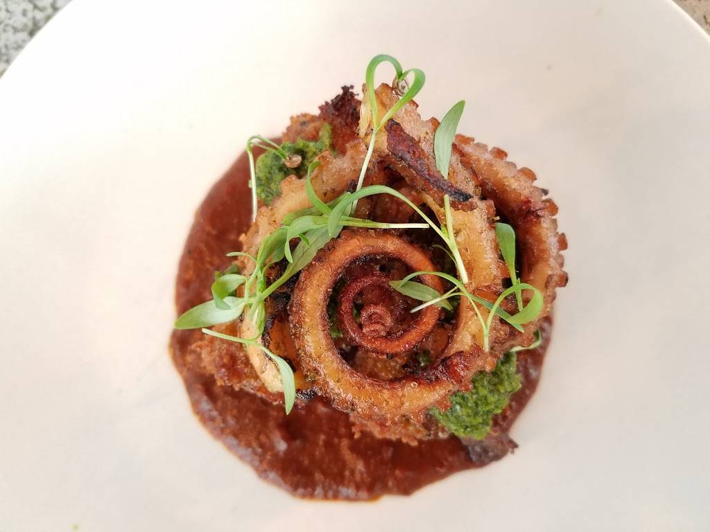 Mix Mix Kitchen Bar | restaurant | 300 N Main St, Santa Ana, CA 92701, USA | 7148365158 OR +1 714-836-5158