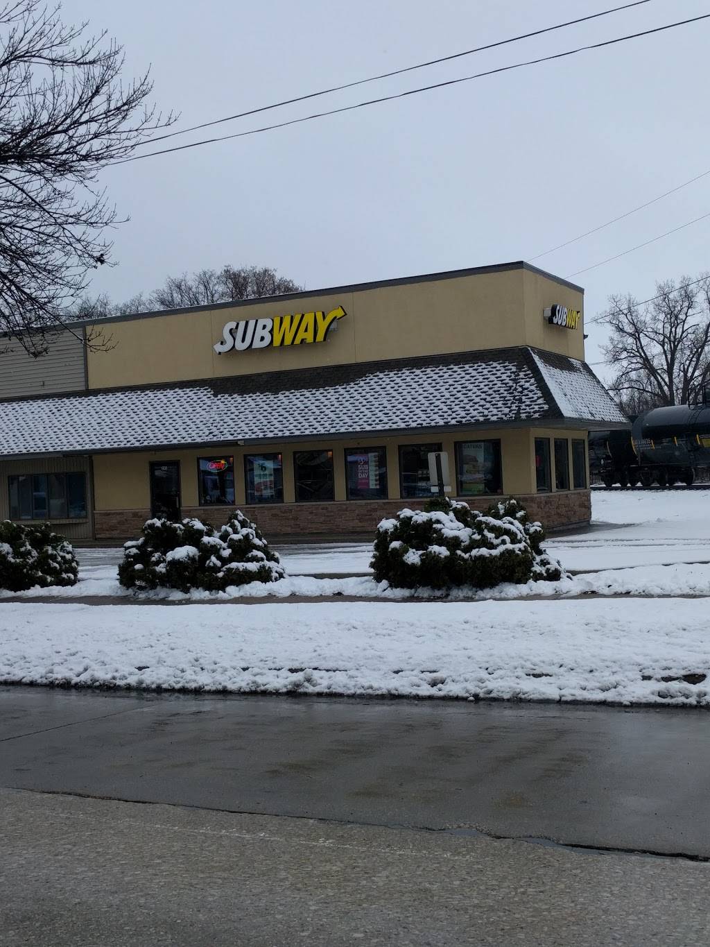 Subway | restaurant | 291 W Scott St, Fond du Lac, WI 54937, USA | 9209227240 OR +1 920-922-7240