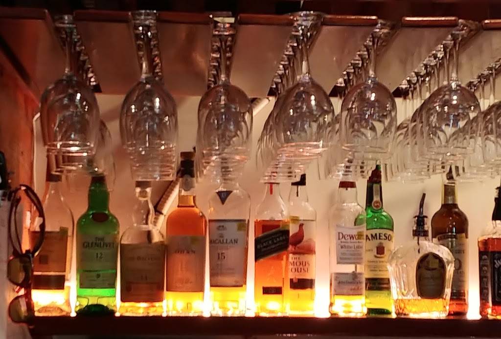 Beaufort Grocery | restaurant | 117 Queen St, Beaufort, NC 28516, USA | 2527283899 OR +1 252-728-3899