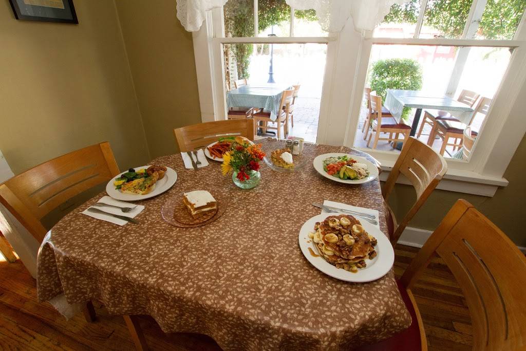 The Gilbert House | restaurant | 397 S Gilbert Rd, Gilbert, AZ 85296, USA | 4805073383 OR +1 480-507-3383