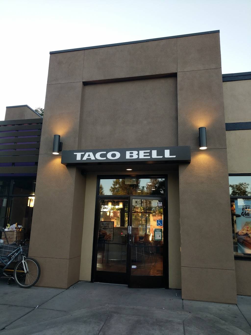 Taco Bell | meal takeaway | 720 Story Rd, San Jose, CA 95122, USA | 4082791963 OR +1 408-279-1963