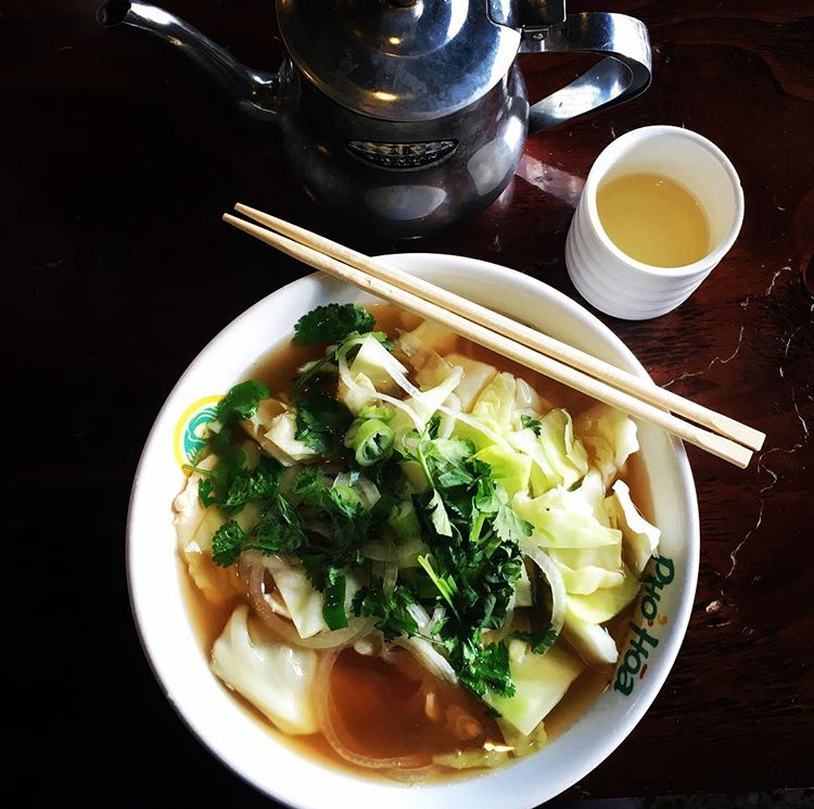 Pho Hoa | restaurant | 220 Castro St, Mountain View, CA 94041, USA | 6509695805 OR +1 650-969-5805