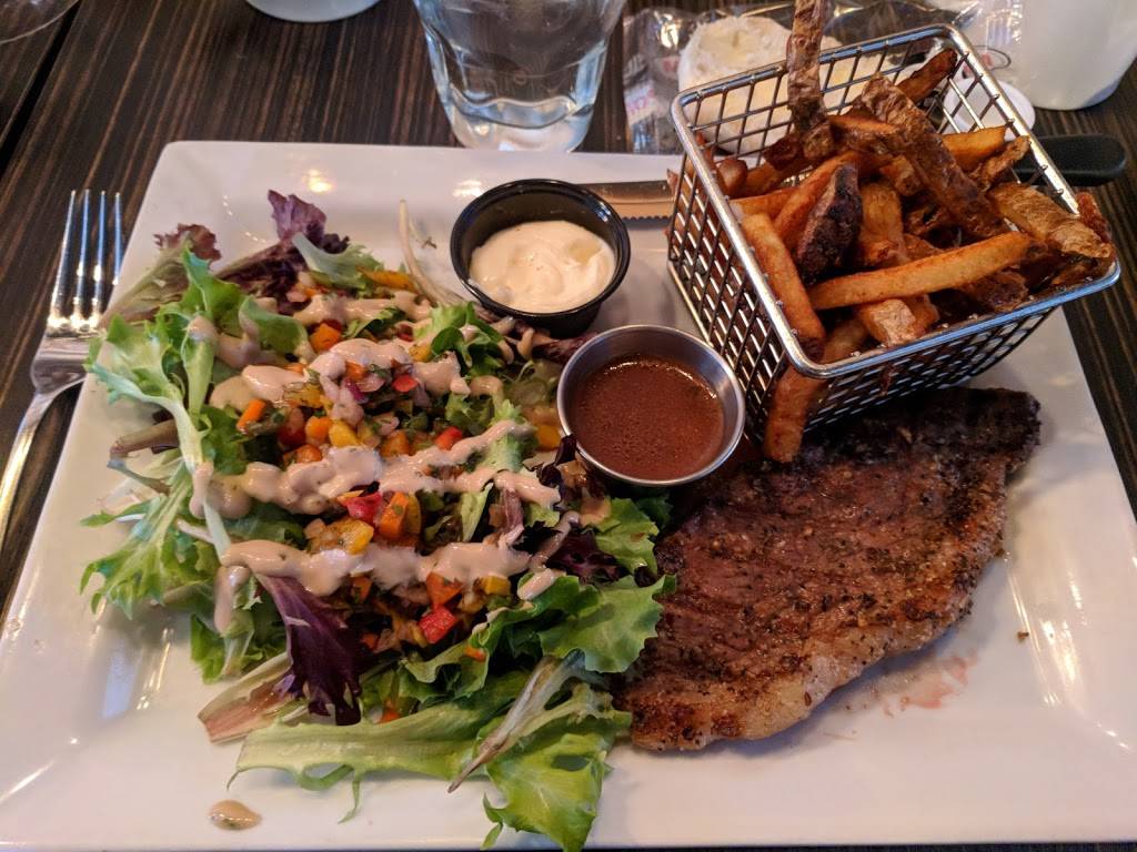 Resto-Bar La Galoche | restaurant | 1065 Rue du Marché, Acton Vale, QC J0H 1A0, Canada | 4505464011 OR +1 450-546-4011