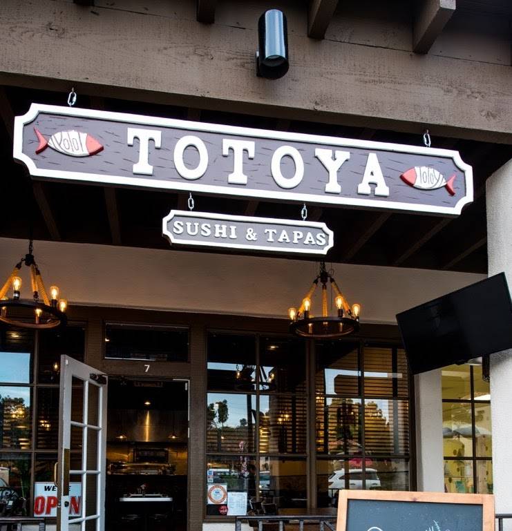 Totoya Sushi & Tapas | restaurant | 31105 Rancho Viejo Rd Suite C-7, San Juan Capistrano, CA 92675, USA | 9492189050 OR +1 949-218-9050