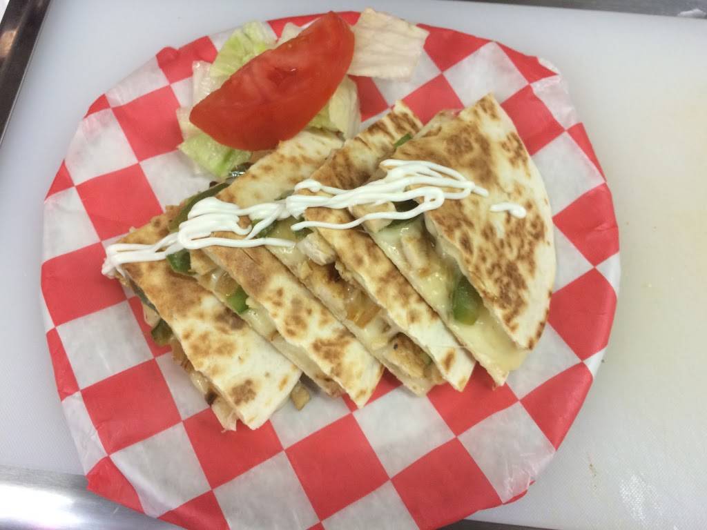 17th Street Market & Deli | restaurant | 115 S 17th St, Knoxville, TN 37916, USA | 8656734807 OR +1 865-673-4807