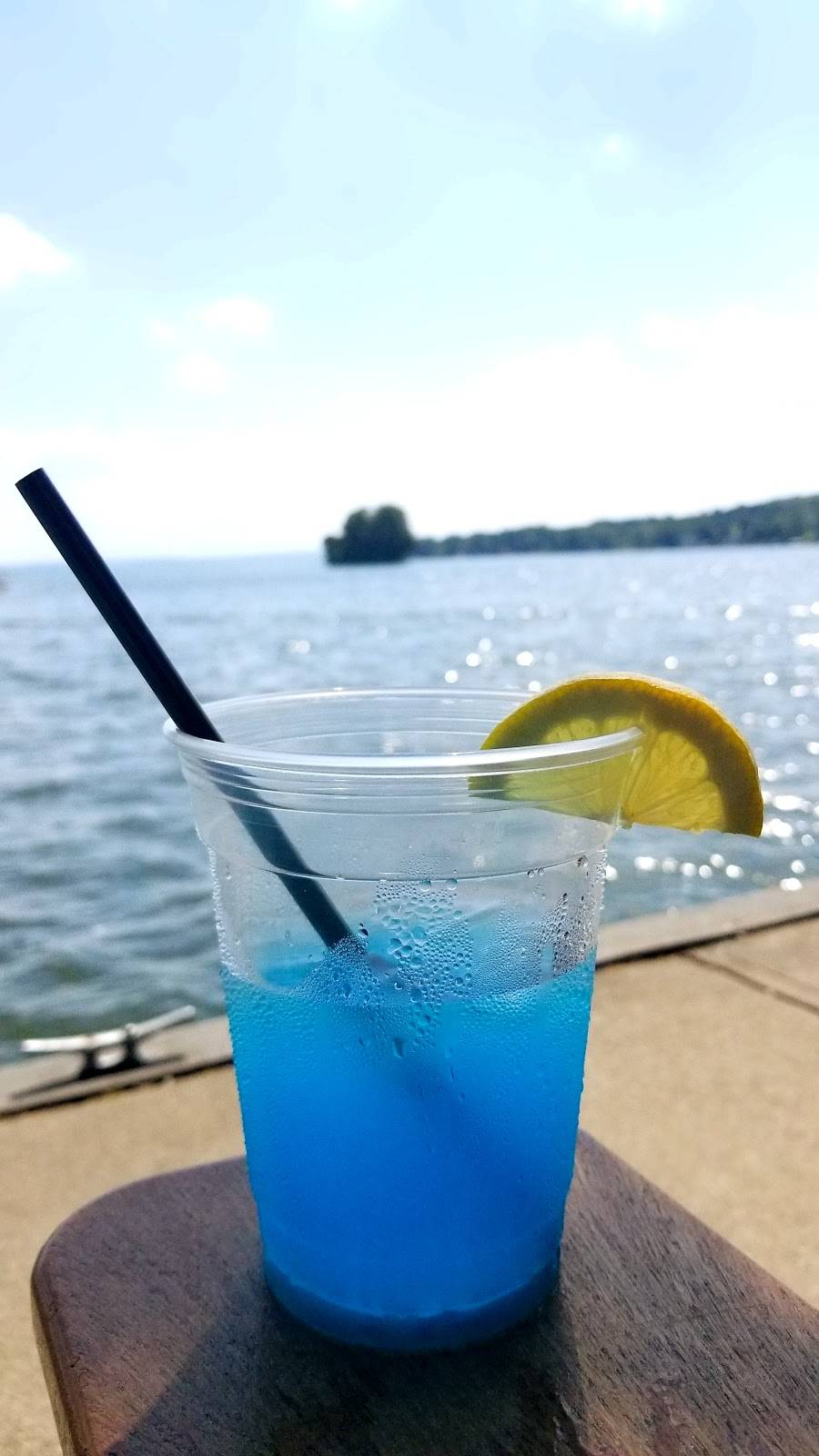 Sand Bar | restaurant | 770 S Main St, Canandaigua, NY 14424, USA | 5853941480 OR +1 585-394-1480