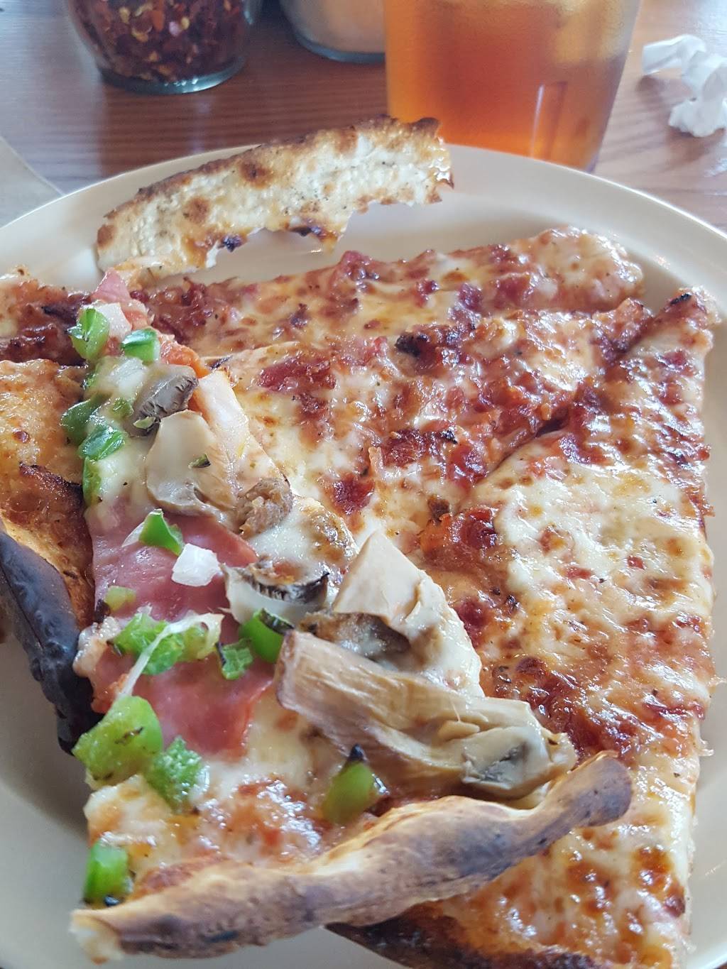 Village Inn Pizza Cinema Drive | restaurant | 1503 Cinema Dr, Statesville, NC 28625, USA | 7048730256 OR +1 704-873-0256