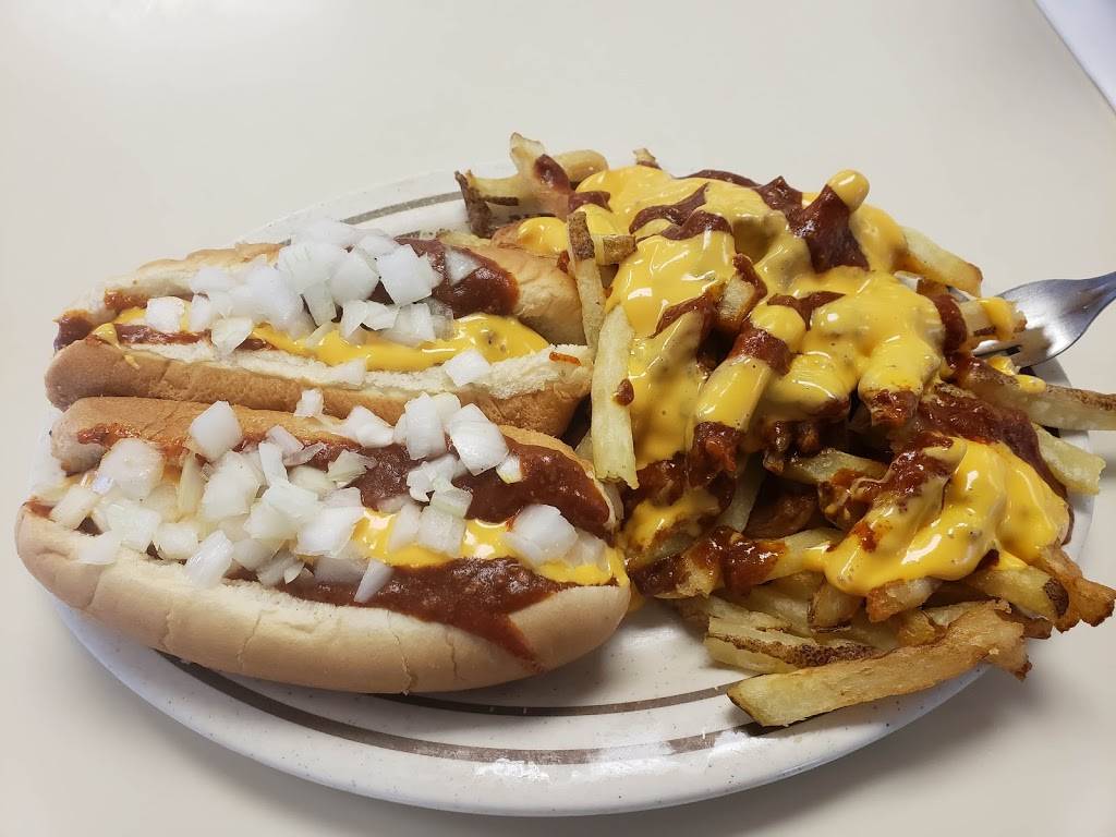 Hot Dog Shoppe | restaurant | 740 W Market St, Warren, OH 44481, USA | 3303957057 OR +1 330-395-7057