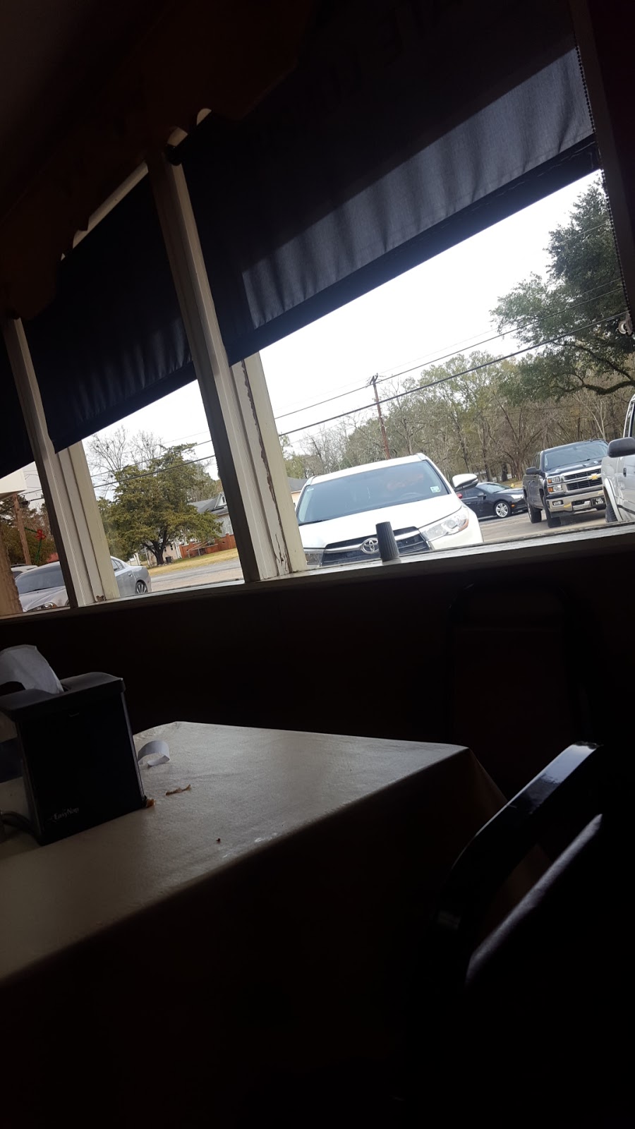 Chicken Palace | restaurant | 1878 LEglise St, Mansura, LA 71350, USA | 3189642131 OR +1 318-964-2131