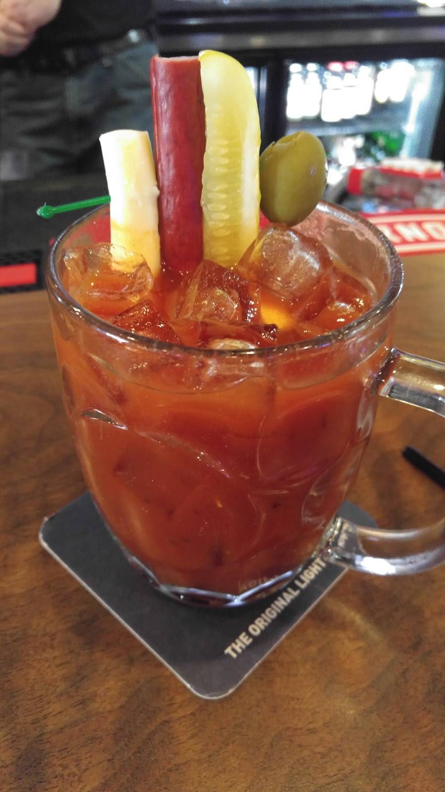 Brewtown Eatery Bar & Grill | restaurant | 5121 W Howard Ave, Milwaukee, WI 53220, USA | 4143213900 OR +1 414-321-3900